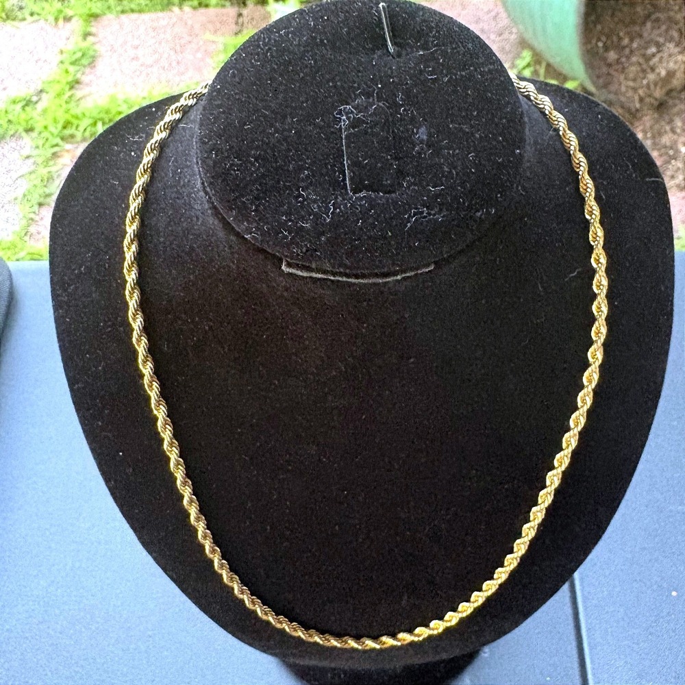 Vintage GS Gold Tone Rope Chain Necklace Twisted Link Unisex Jewelry 24 Inch